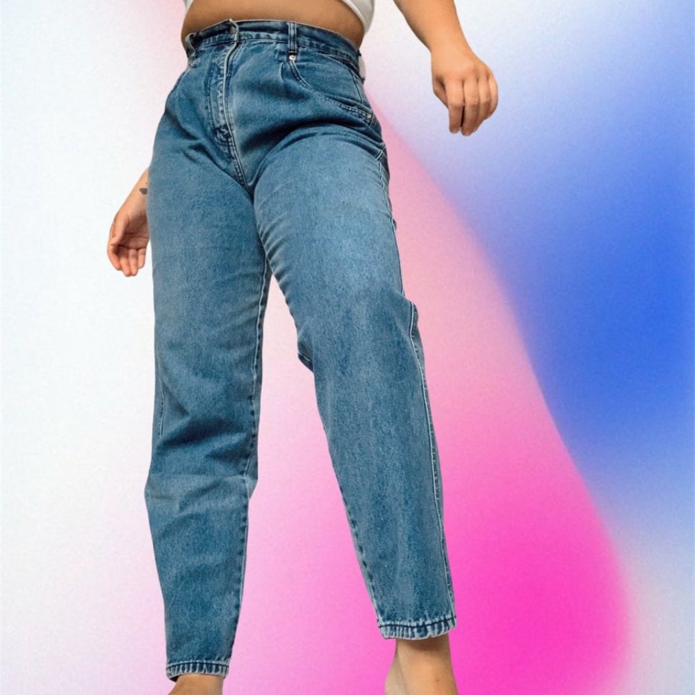 💙💙 Britannia mid-wash high rise jeans 💙💙